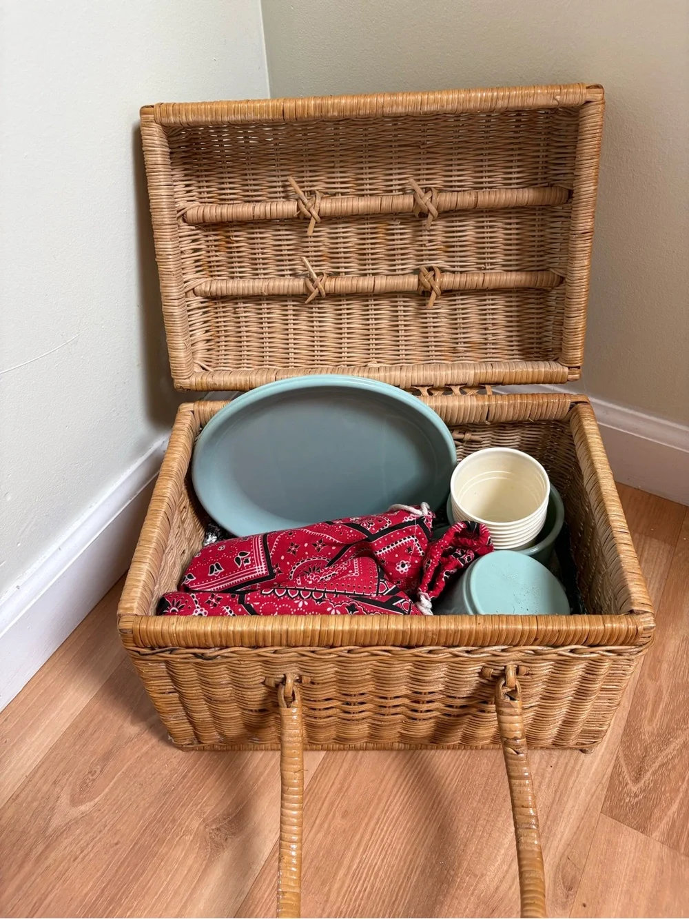 Woven Rattan Picnic Basket with Light Blue Tableware for 2
